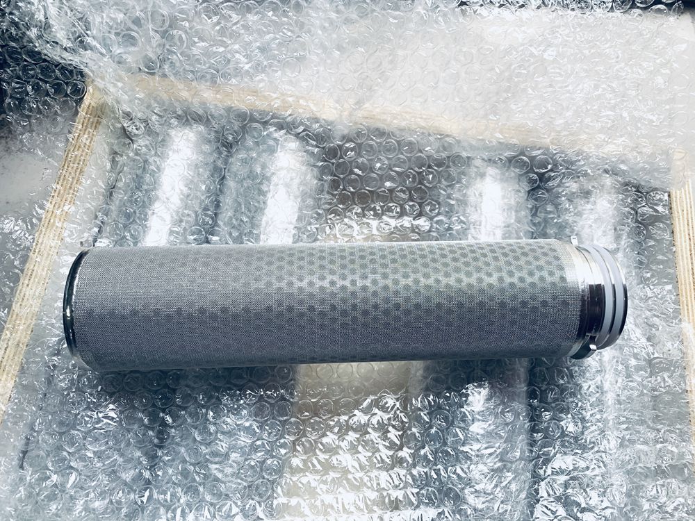 冲孔板复合网的优势你知路几多？